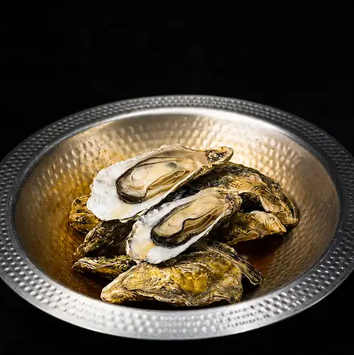 Grilled oysters from Senpōshi