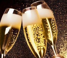 結婚式２次会に最適なお料理をご用意致します。