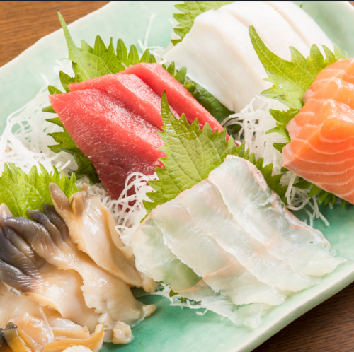 港町ならではの鮮魚を贅沢に味わう料理