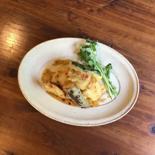 8.9月ランチ　鱈と季節野菜のフリット　エスニックソース