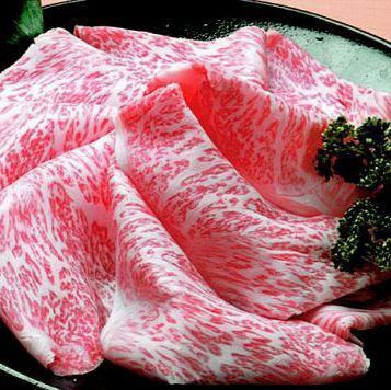 厳選された「長崎和牛」と、最高ランクの脂の甘み