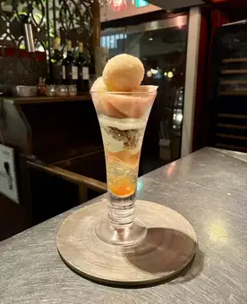 【平日限定】蔵王牛のステーキフリット、季節のパフェコース