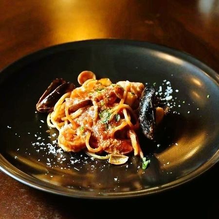 魚介たっぷりのペスカトーレ