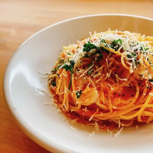 とろ～りチーズと海老のトマトパスタ