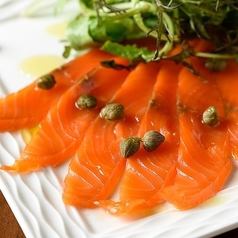 Marinated smoked salmon