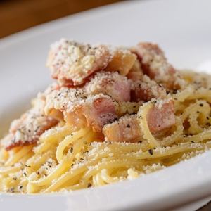 Rich cream carbonara