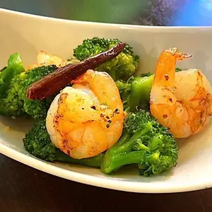 蝦子和青花菜peperoncino