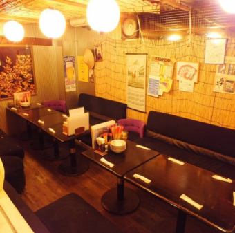 A semi-private room that can accommodate up to 15 people♪ It's popular, so make a reservation!