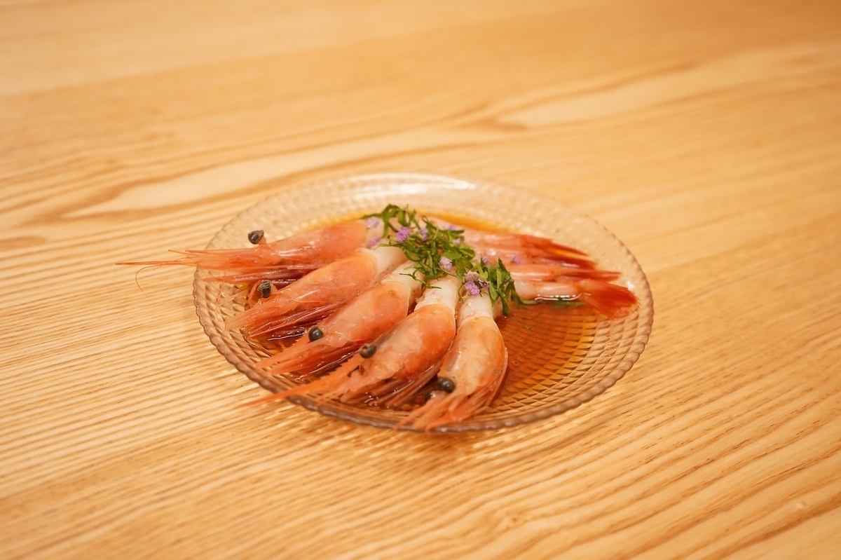 ふらっと寄りたい。美味しいお肉と新鮮な野菜。串焼きと創作料理