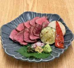 Charcoal-grilled domestic beef rump steak