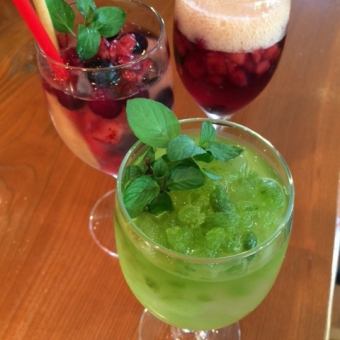 2時間飲み放題 @2300円  (当日利用OK！)スパークリングワインや生ビールも飲み放題