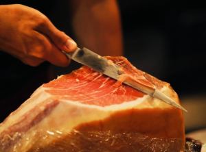 原木イタリア産生ハム