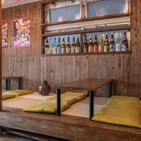 We are located about a 1-minute walk from the north exit of Tsujido Station on the JR Tokaido Main Line. We are also popular with customers coming from Fujisawa and the Shonan area. If you want to eat Okinawan cuisine or drink awamori, we recommend our restaurant!