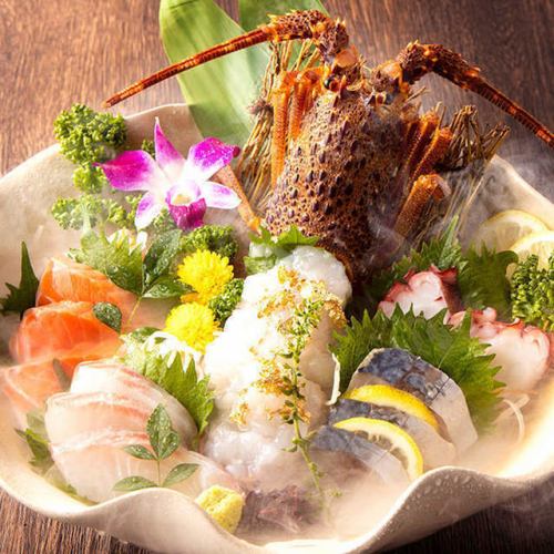 丸っと一尾、三重直送！伊勢海老活け造り