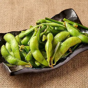 定番の逸品！塩茹で枝豆