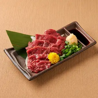 旨味凝縮 赤身のとろける馬刺し