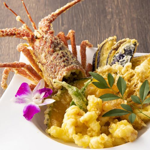 There is also a spiny lobster menu !! Tempura of spiny lobster, butter-grilled spiny lobster, etc.