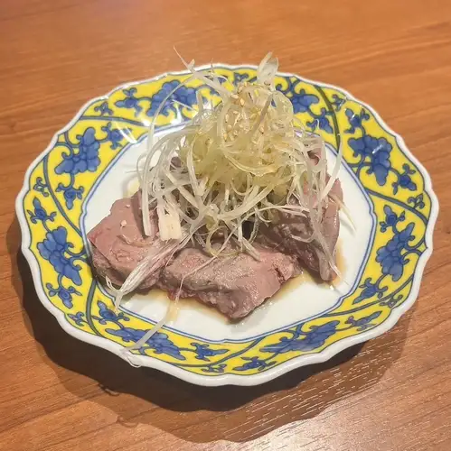 裹满葱花的脂肪肝
