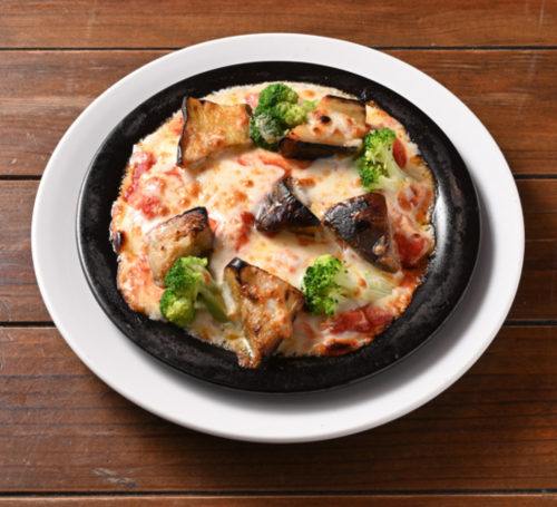 茄子ととろけるモッツァレラのトマトドリア