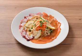 サーモンとタコのカルパッチョ