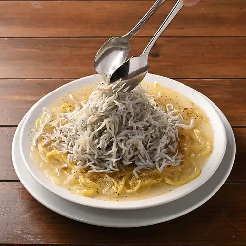 釜揚げしらすのスープペペロンチーノ