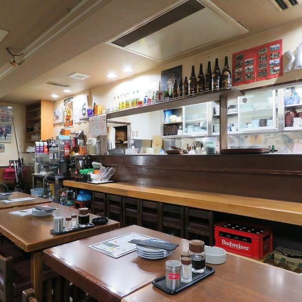 学生の街・早稲田で愛される当店。学生の頃を思い出してわいわい飲みたい時はもちろん、ゆっくり飲みたい時も。様々なシーンでお客様の日常の中に溶け込むようなお店でありたいと思っています。