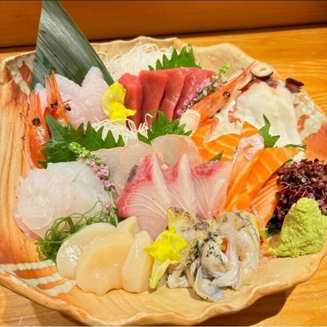 福島産以外にも日本全国から様々な日本酒を取り揃えております♪