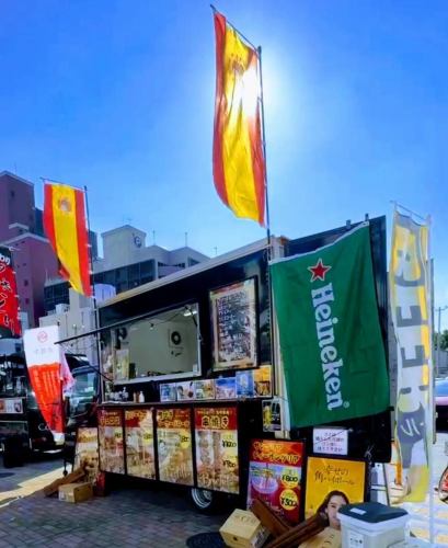 我們開了一輛餐車!