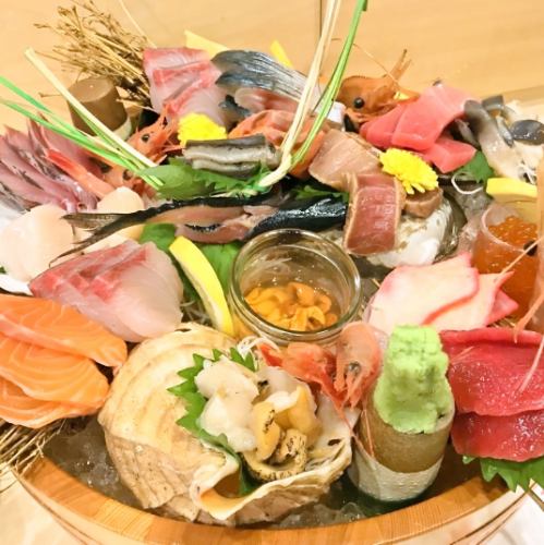 精心挑選的新鮮海鮮！工匠菜是新鮮的生魚片！