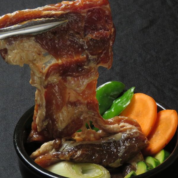 ■Very popular!Pork ribs pickled in a pot