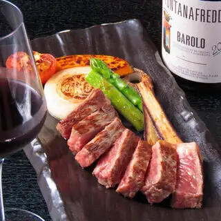 [Limited to this month] The ultimate course: Enjoy 10 dishes including teppanyaki of emperor prawns and live abalone, and A5 rank Kuroge Wagyu Chateaubriand.