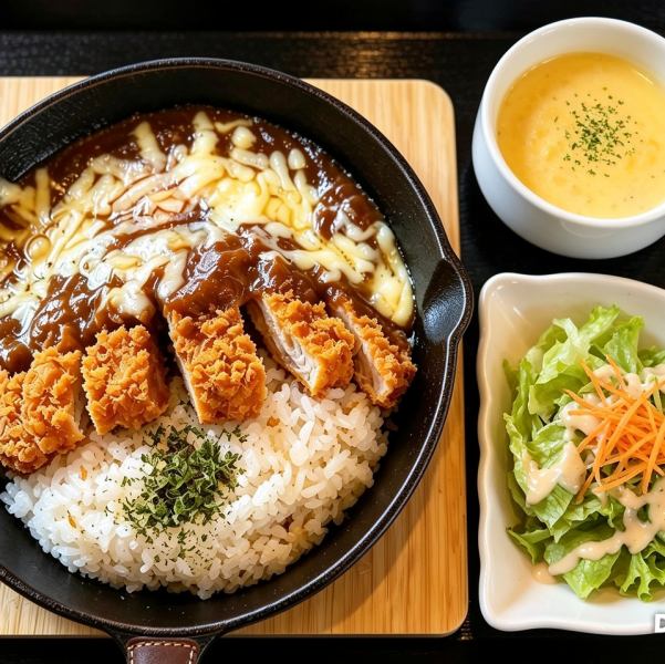 チーズたっぷり三元豚カツカレーセット