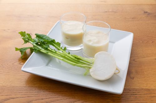 所沢産カブのコンポート＆杏仁豆腐