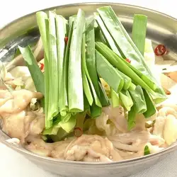 博多風 国産牛もつ鍋〈醤油味/塩味〉(1人前)