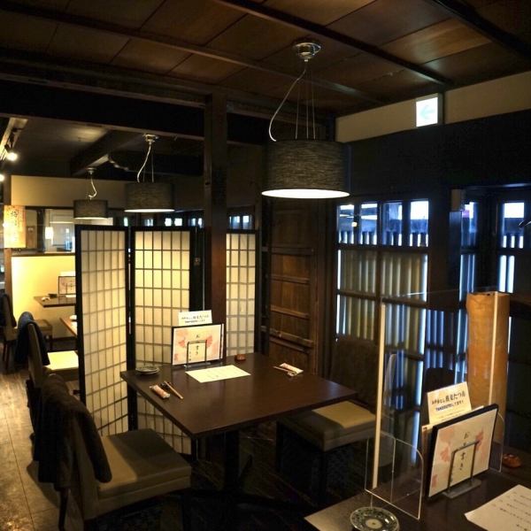 Conveniently located about a 4-minute walk from Exit 2 of Nijojo-mae Station on the Kyoto Municipal Subway Tozai Line.Please relax in our store, which has a Kyoto feel to it.≪Nijo Castle/Kyoto/Sightseeing/Banquet/Girls' Night Out/Birthday/Anniversary/Celebration/Meeting/Soba/Local Sake/Japanese Sake/Welcome/Farewell Party≫