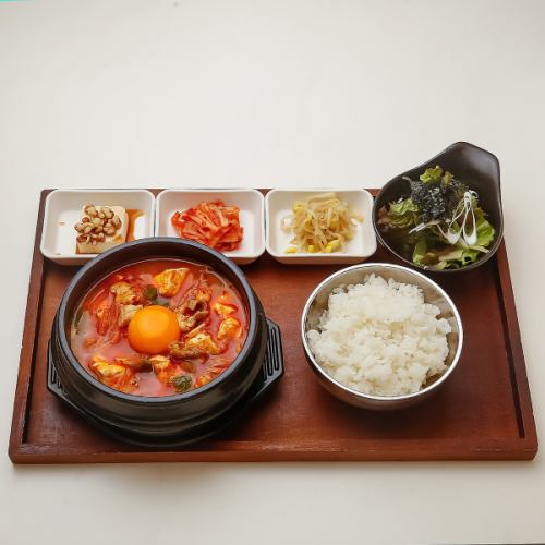 "Kamiya Shoten" Hormone Sundubu Jjigae