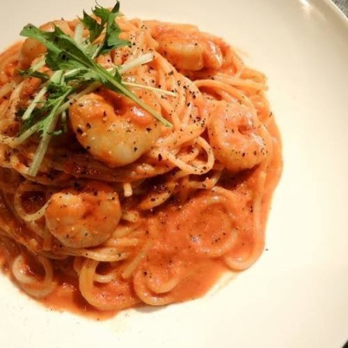 Shrimp tomato cream pasta