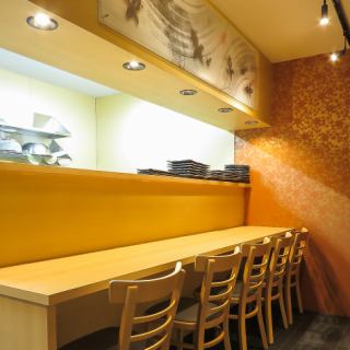 カウンター席もご用意しております。！【鹿児島/中央駅/郷土料理/ハイボール/個室/座敷/カウンター/接待/宴会/焼鳥/海鮮/肉/鍋/誕生日/記念日/貸切/飲み放題】