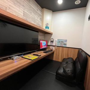 VIPワイドルームです。フラットな鍵付き完全個室