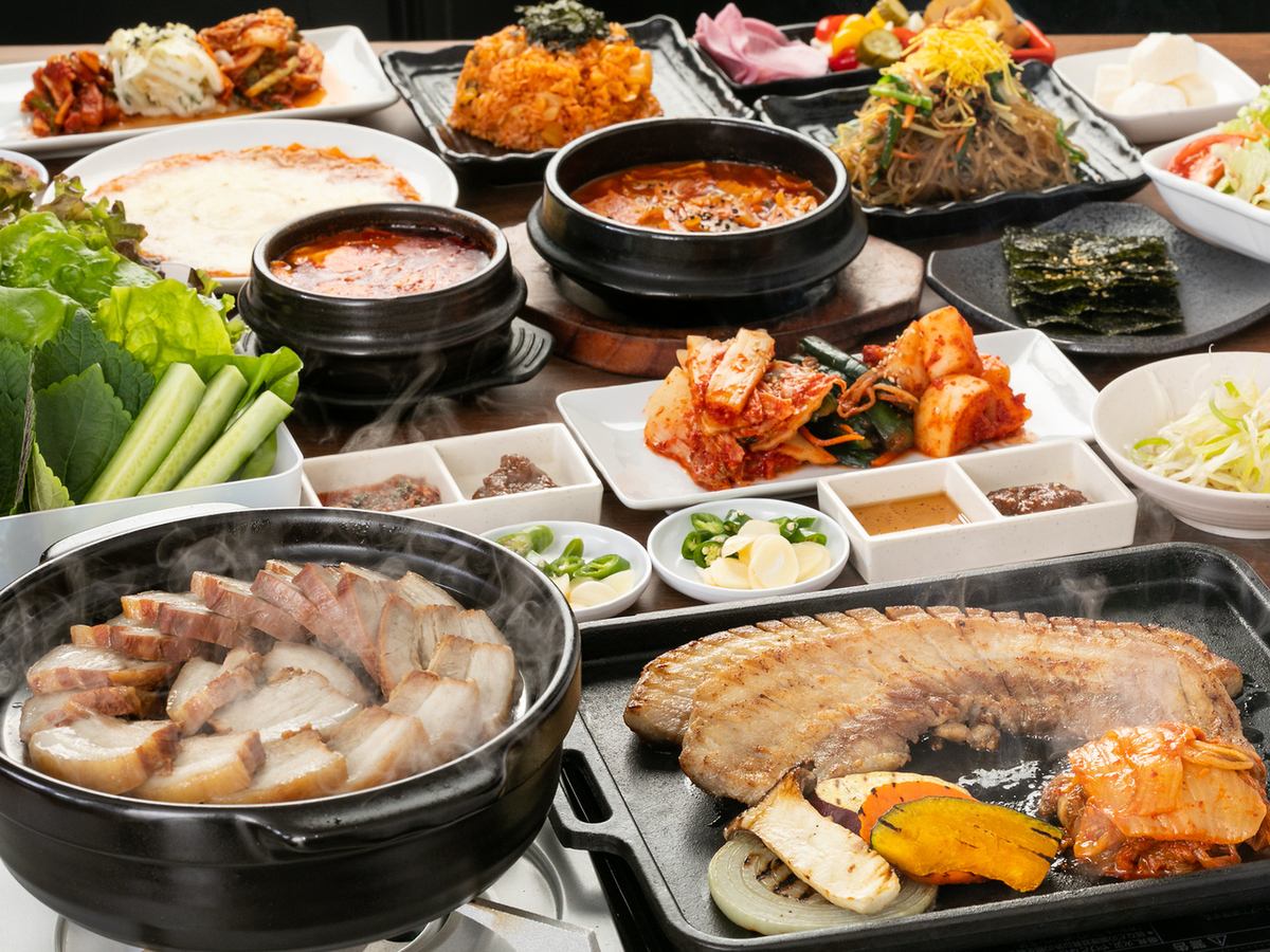 以精緻韓國料理聞名的Hanuri在新宿西口盛大開業♪ 包間設施齊全♪