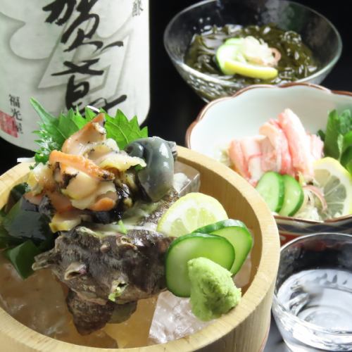 We have all the freshest ingredients!! Great compatibility with local sake!