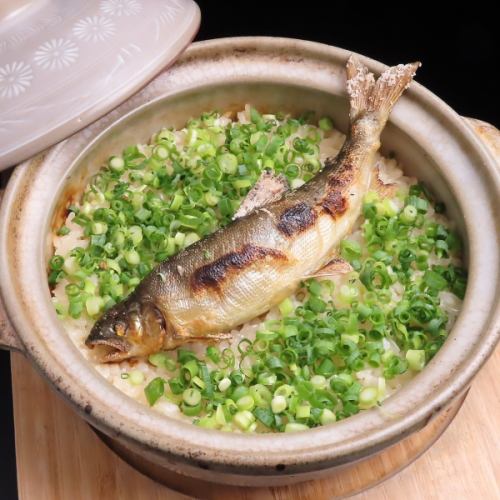 旬の海鮮土鍋ご飯や加賀野菜の創作料理もイチオシ！！