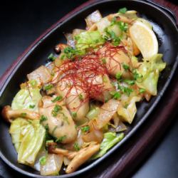 牡蠣のいしるバター焼き