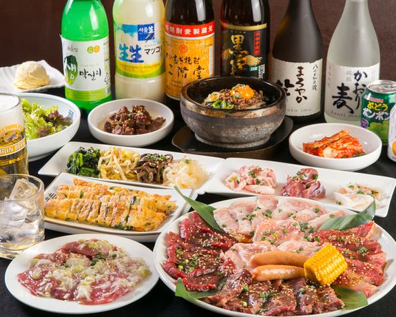 You can eat Japanese black beef and thick-sliced meat from 3300 yen on the course ☆
