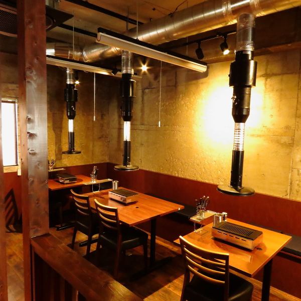 【人数に合わせて★】広々とした店内は人数に合わせてレイアウト可！各卓にロースターがございますので換気もばっちり！安心・安全に楽しくお食事下さいませ◎