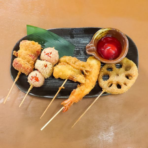 サクサク食感がクセになる！お店の串カツ