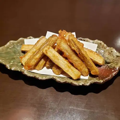 手が止まらぬ美味さ 生ごぼう唐揚げ