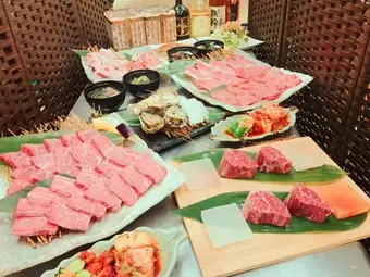 【上】焼肉宴会コース★★14品★★+90分飲み放題付き!