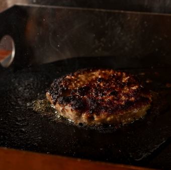 Silver: Stone-grilled Ishigaki beef hamburger steak