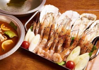 ◯欢迎和欢送会【共享涮锅套餐】想尝试牡蛎和虾的涮锅的人总共7道菜6,050日元！